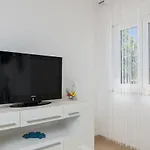 Appartments Daria Aparthotel 4*