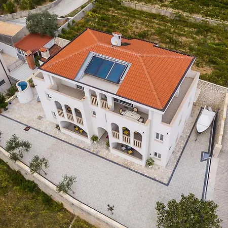Aparthotel Appartments Daria Marusici (Split-Dalmatia)