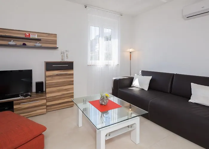 Ξενοδοχείο με διαμερίσματα Appartments Daria Marusici (Split-Dalmatia)