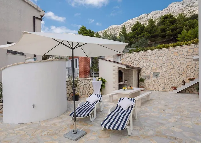 Ξενοδοχείο με διαμερίσματα Appartments Daria 4*